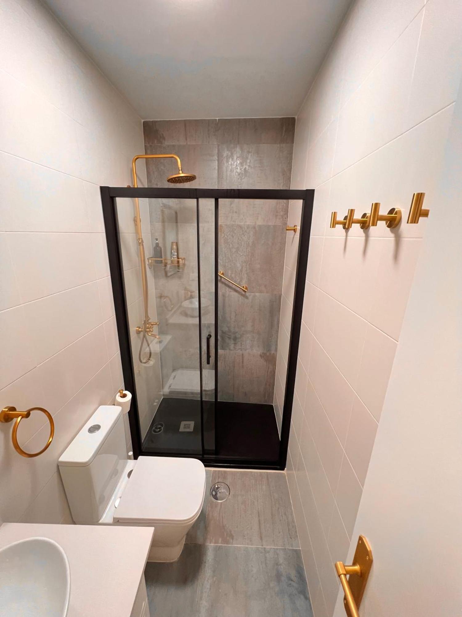 Appartement Gran Ritz Grupos Y Familias Terraza Y Parking Doble Málaga